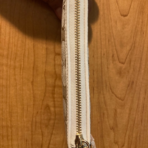 Brand new coach wallet - Picture 12 of 14